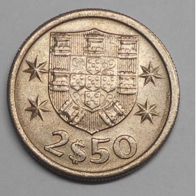 PORTUGAL 2 1/2 Escudos 1968
