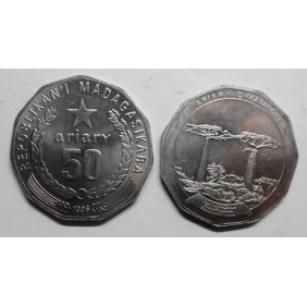MADAGASCAR 50 Ariary 1996