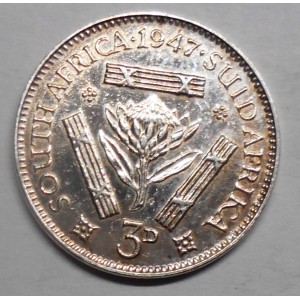 SOUTH AFRICA 3 Pence 1947...