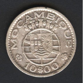 MOZAMBIQUE 10 Escudos 1955 AG