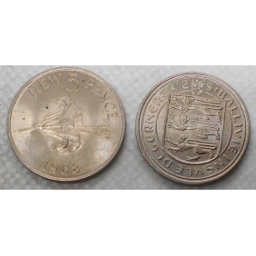 GUERNSEY 5 Pence 1968