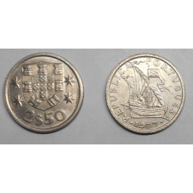 PORTUGAL 2 1/2 Escudos 1977